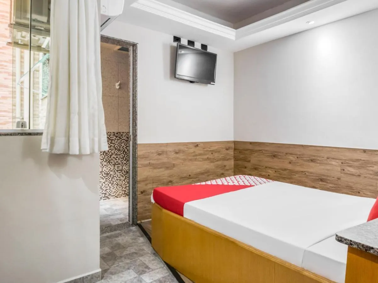 Oyo Estrela Dalva, Sao Paulo Hotel